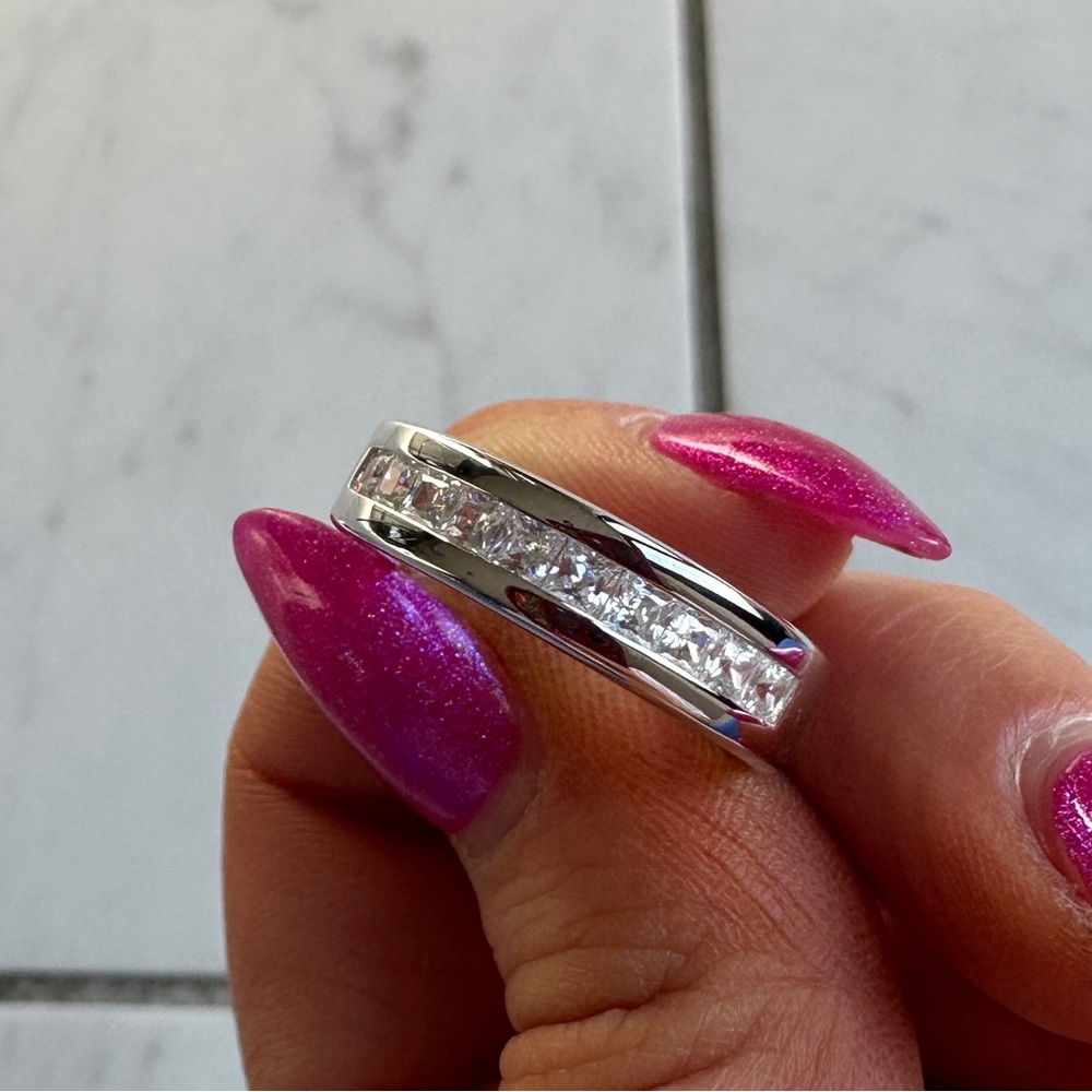 Men’s Ring - Picture 8 of 11